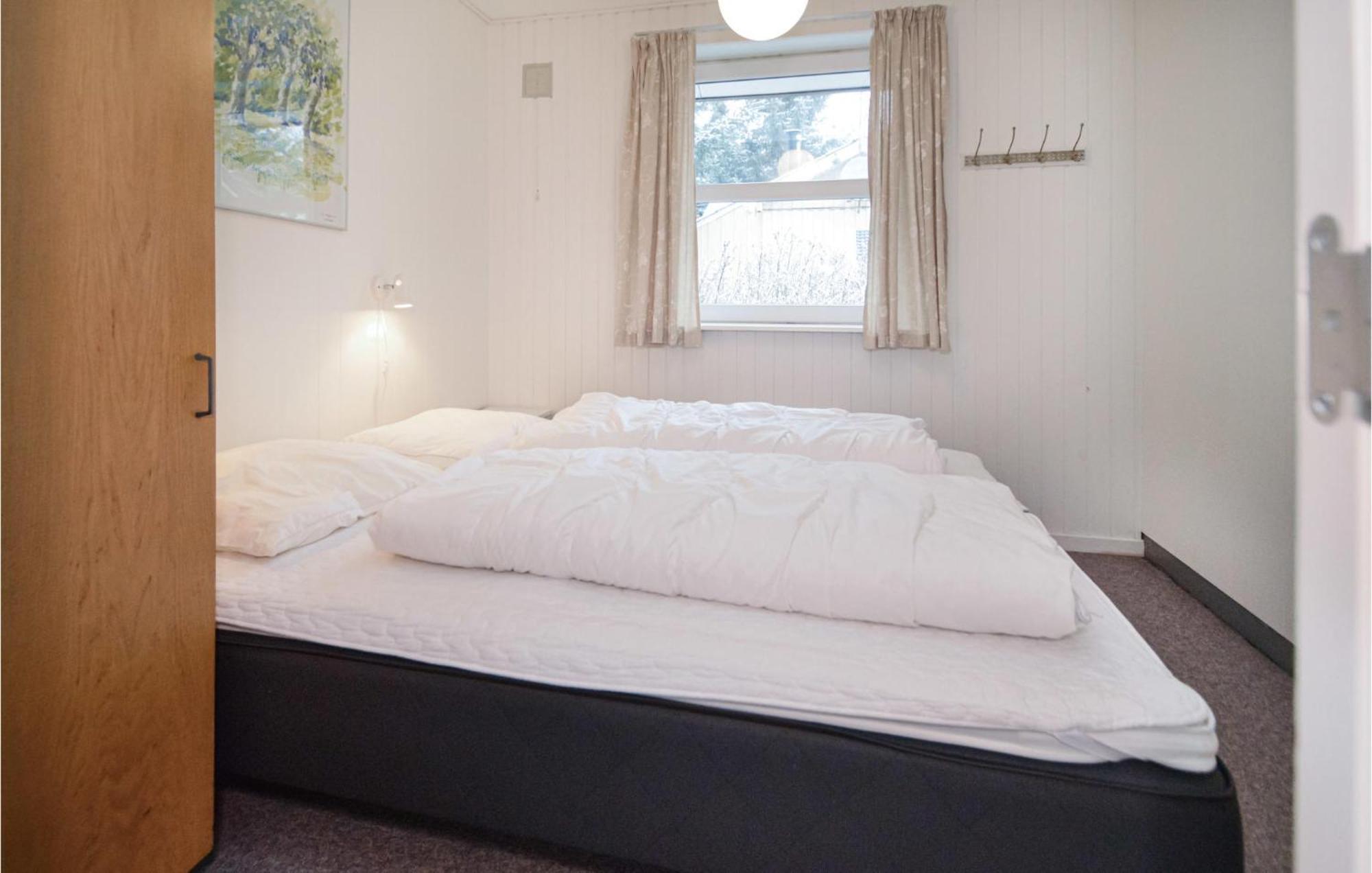 Amazing Home In Blavand With Sauna Eksteriør billede