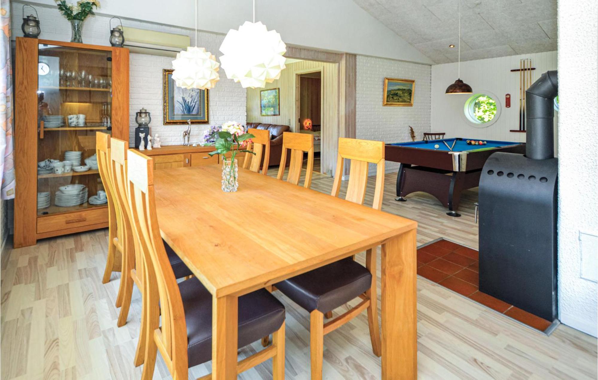 Amazing Home In Blavand With Sauna Eksteriør billede